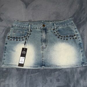 Brand New Fashion Nova Denim Mini Skirt Size Medium